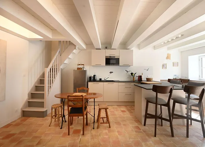 Holiday home Le Chai Elegant