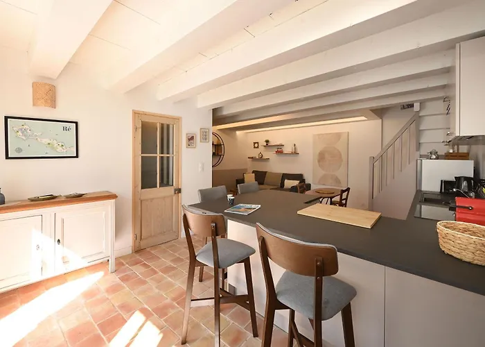 Holiday home Le Chai Elegant